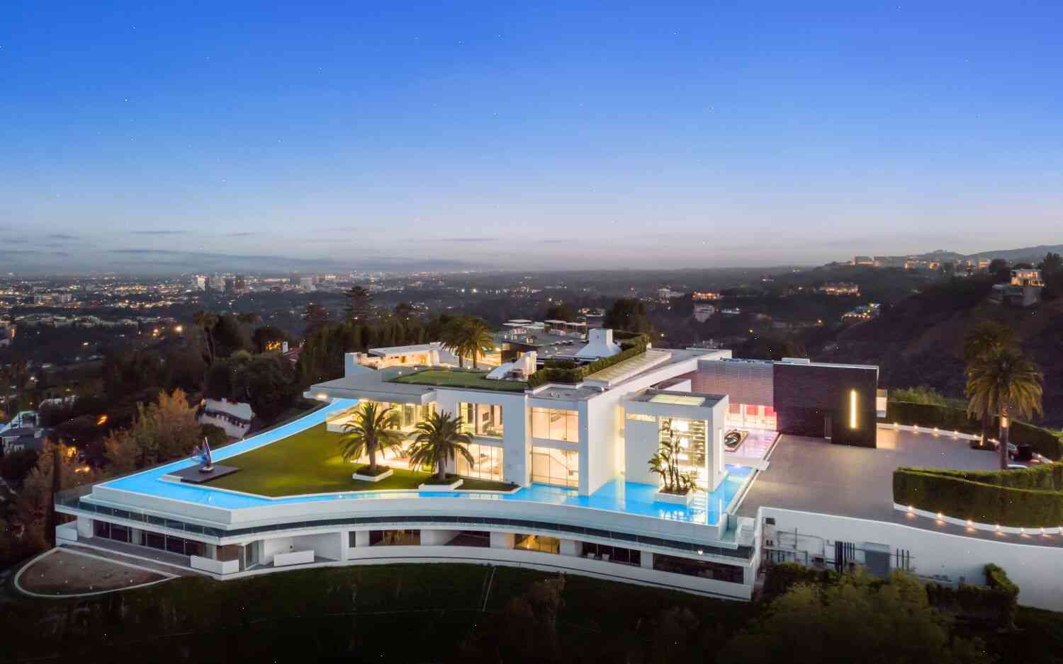 The Average Cost of Cooling Los Angeles' Highest-Priced Executives' Homes